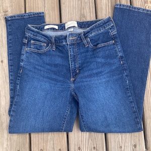 Universal Thread: High Rise (4R)